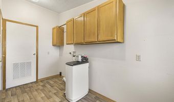 221 Cottonwood Ln, Blackfoot, ID 83221