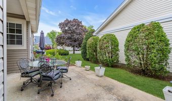 172 Sylvan Lake Blvd, Bayville, NJ 08721