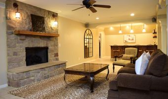 160 SHIRAZ St, Alabaster, AL 35007