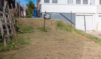 1020 MEADE St, Reading, PA 19611