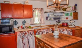 207 SE 2nd St, Antlers, OK 74523