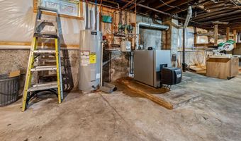 12 Coolidge St, Berlin, NH 03570