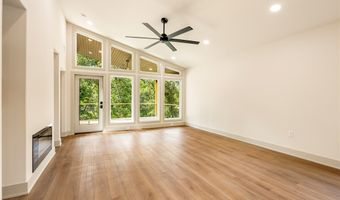 17 Nairn Ln, Bella Vista, AR 72715