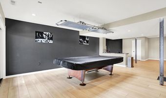 22 Point Ln, Arcadia, IN 46030