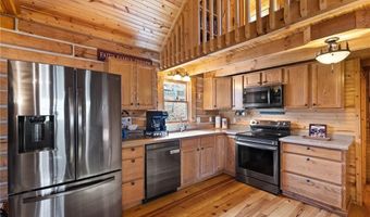 10563 Deer Dr, Birdseye, IN 47513