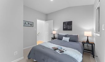 6829 LITTLE RIVER Tpke, Annandale, VA 22003
