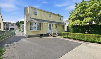 144 Hughes Pl, Albertson, NY 11507