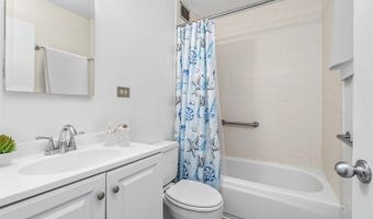 46-255 Kahuhipa St A1204, Kaneohe, HI 96744
