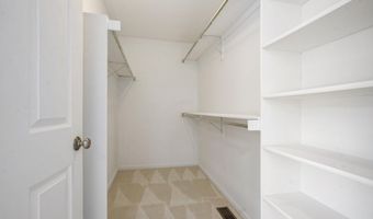 5776 Cedar Ridge Dr, Ann Arbor, MI 48103