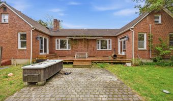 439 N Main St, Barnegat, NJ 08005