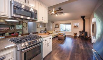 2641 Chamonix Dr, Arnold, CA 95223
