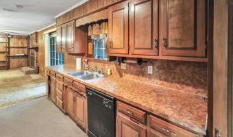 2047 ELAINE Cir, Arkadelphia, AR 71923