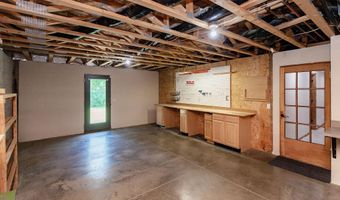 4518 Hemingway Dr, Ames, IA 50014
