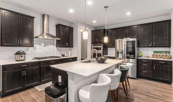 2853 Dillon Dr, Ann Arbor, MI 48105