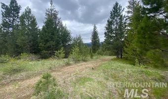 104 Coit Dr, Cascade, ID 83611