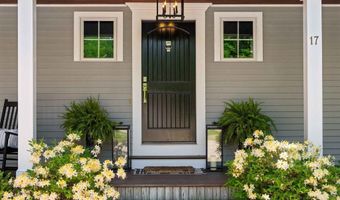 17 Canterbury Ln, Bedford, NH 03110
