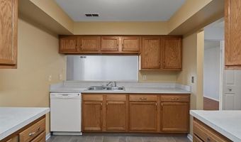 101 FIELDCREST St 204, Ann Arbor, MI 48103