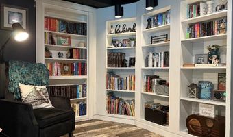 918 N Harv Wright Rd, Bloomfield, IN 47424