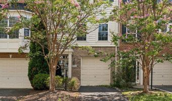 24722 CLOCK TOWER Sq, Aldie, VA 20105