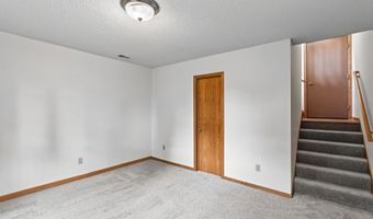 14799 Endicott Way, Apple Valley, MN 55124