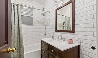 81 HUMPHREY Ave, Bayonne, NJ 07002