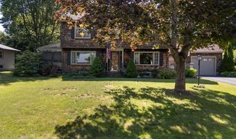 36 Woodlawn Ave, Auburn, ME 04210