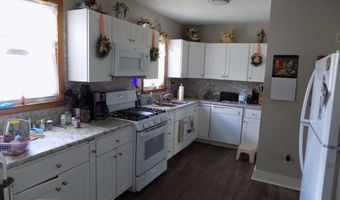 36 Richmond Pl, Bristol, CT 06010