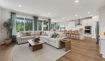 3887 McCormick Village Dr, Bremerton, WA 98312