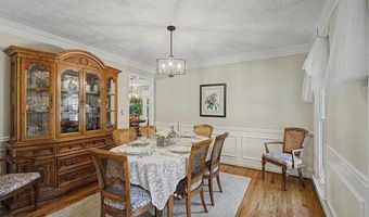 4802 Thornwood Dr, Acworth, GA 30102