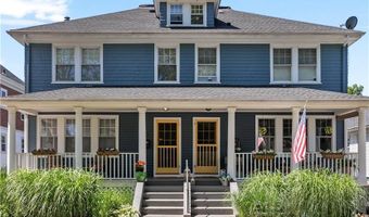 32 Thurston Ave A, Newport, RI 02840