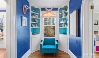 123 Westwood Rd, Asheville, NC 28804