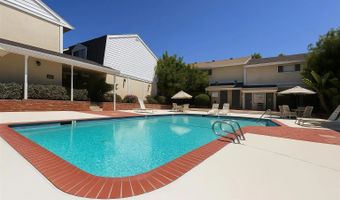 4800 Williamsburg Ln 216, La Mesa, CA 91942