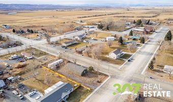 300 Cedar Ave, Burlington, WY 82411