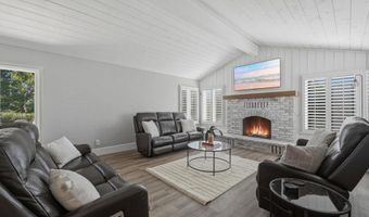 929 Pepper Tree Ln, Fallbrook, CA 92028