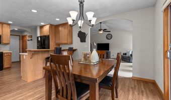 993 S CROCUS Ln, Appleton, WI 54914