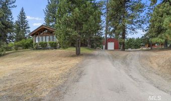 739 S Main St, Cascade, ID 83611