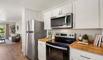 74 Kunihi Ln 436, Kahului, HI 96732