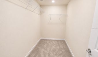 4083 FEATHER TREE Dr, Apopka, FL 32712