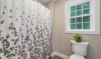 3 Victoria Rdg, Amherst, NH 03031