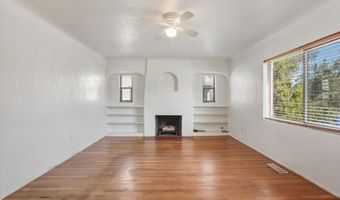 815 Girard Blvd NE, Albuquerque, NM 87106