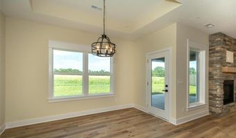 1018 Bluestem Cir, Baldwin City, KS 66006