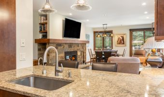 311 Offerson Rd 236, Beaver Creek, CO 81620