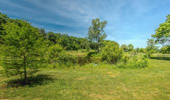 1795 Hideaway Ln, Ann Arbor, MI 48105