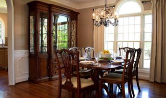 160 SHIRAZ St, Alabaster, AL 35007