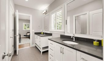 6617 LYBROOK Ct, Bethesda, MD 20817