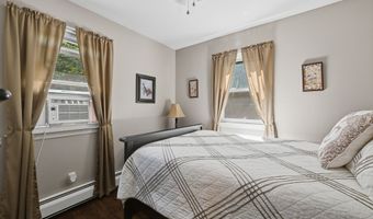 8 Winthrop Rd, Bethel, CT 06801
