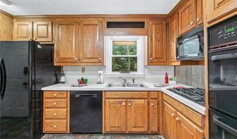 1444 Juneau Ct, Tucker, GA 30084