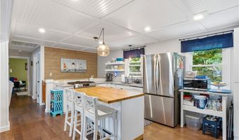 44 Highbank Ave, North Kingstown, RI 02852
