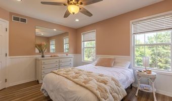 1 SALINA Ct, Hockessin, DE 19707