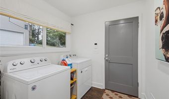 250 Rhine Dr, Alpharetta, GA 30022